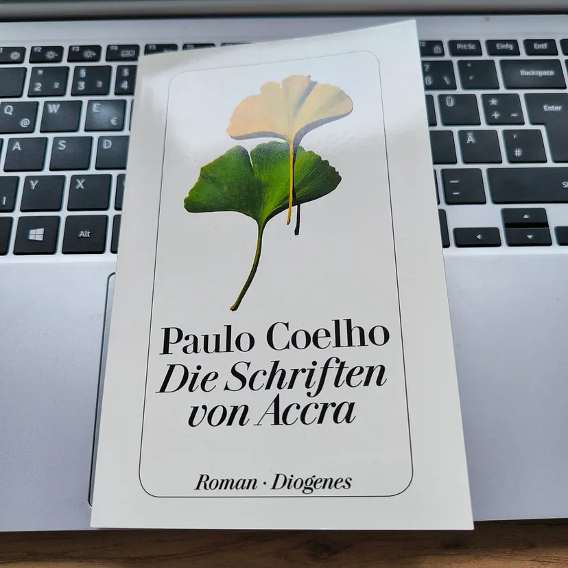 Cover „Die Schriften von Accra“ von Paulo Coelho. Roman im Diogenes Verlag erschienen.
