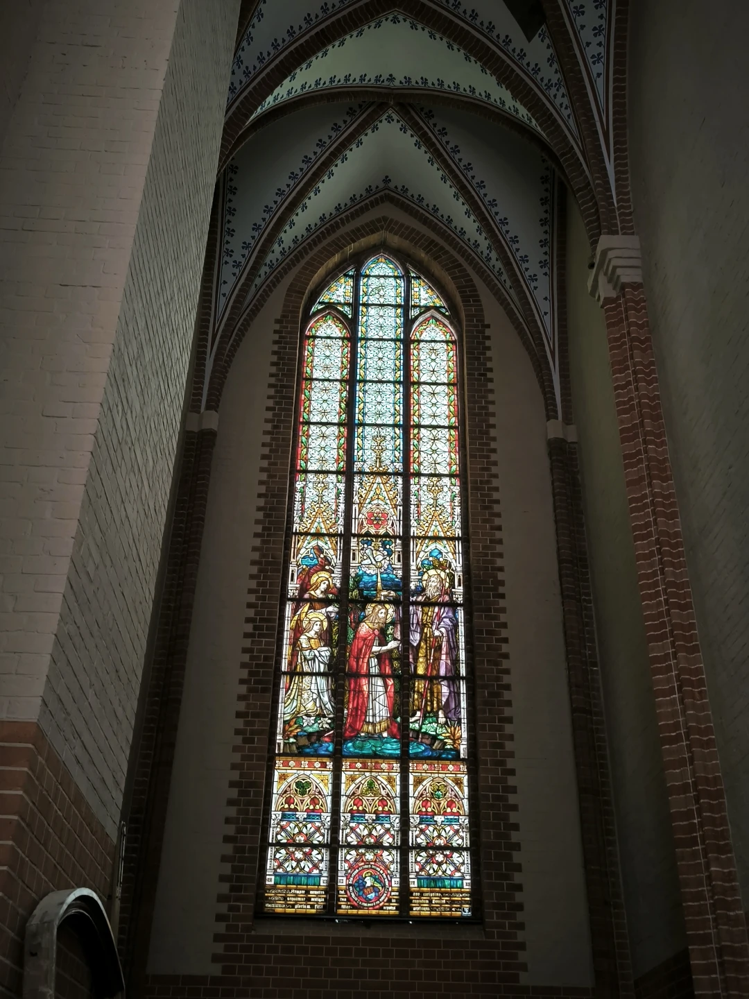 Glasfenster im Schweriner Dom